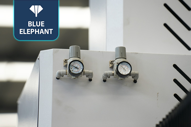 EW3動柱式五軸加工中心